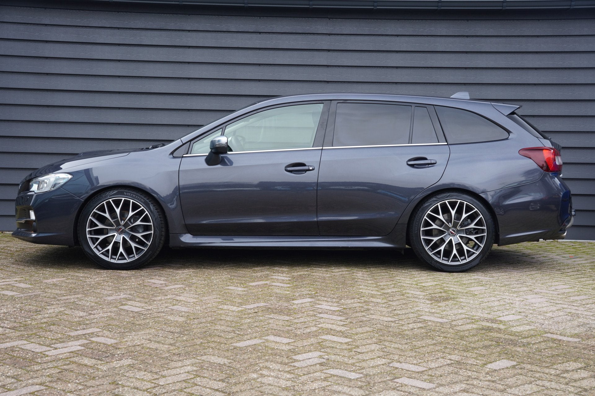Subaru Levorg 1.6 GT Comfort - TREKHAAK - AUTOMAAT - CARPLAY, Auto's, Automaat, Stof, Gebruikt, 4 cilinders