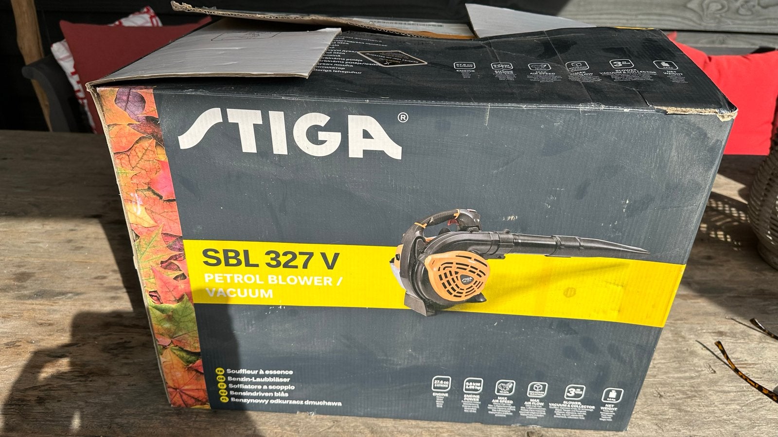 Stiga SBL 327 V Benzine Bladblazer/Bladzuiger nieuw, Ophalen, Benzine, Handgedragen, Nieuw