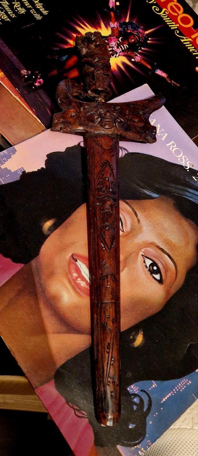 Set van 2 Antieke Indonesische Krissen - Handgesneden Hout, Ophalen of Verzenden