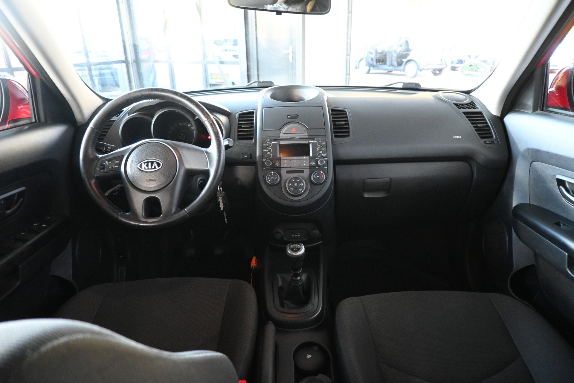 Kia Soul 1.6 X-tra Airco Cruise Control Trekhaak All in Prij, Auto's, Kia, Voorwielaandrijving, Met garantie (alle), 49 €/maand
