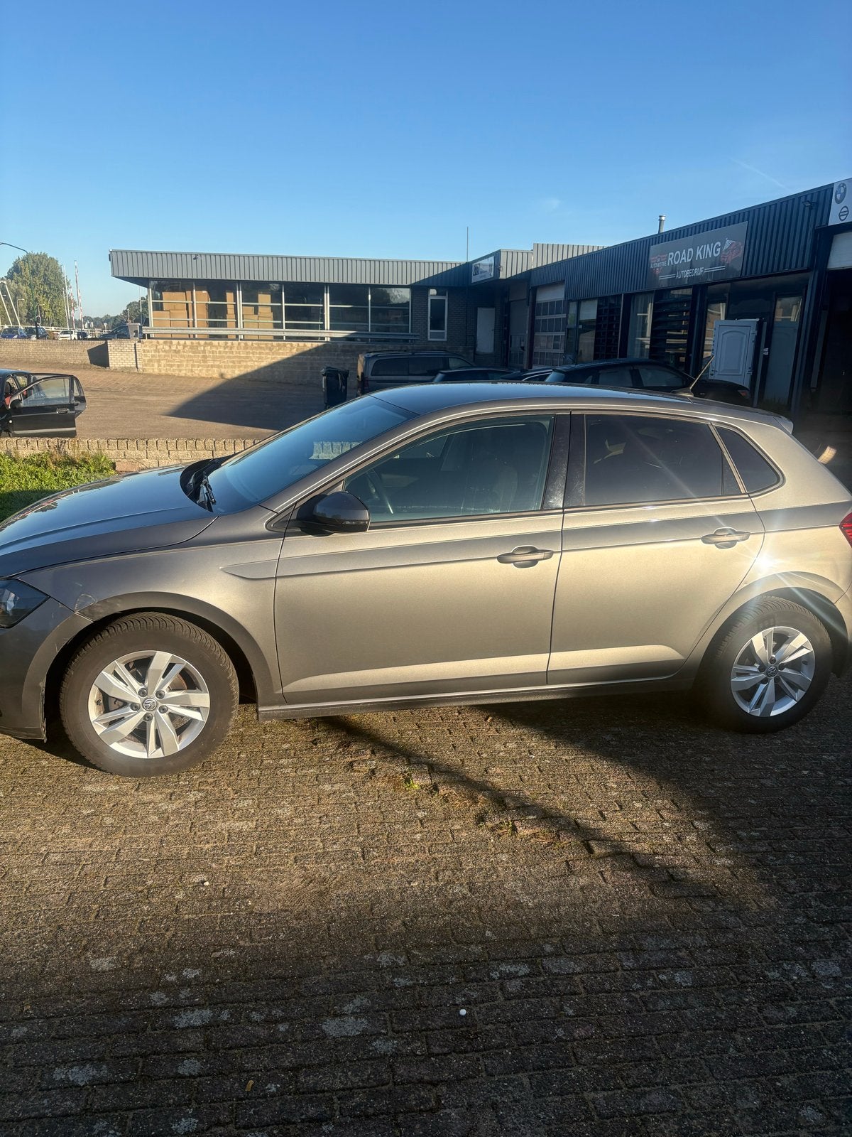 Volkswagen Polo 1.0 TSI 70KW 5D BMT Dsg-7 2018 Grijs, Voorwielaandrijving, 40 €/maand, 23 km/l, Origineel Nederlands