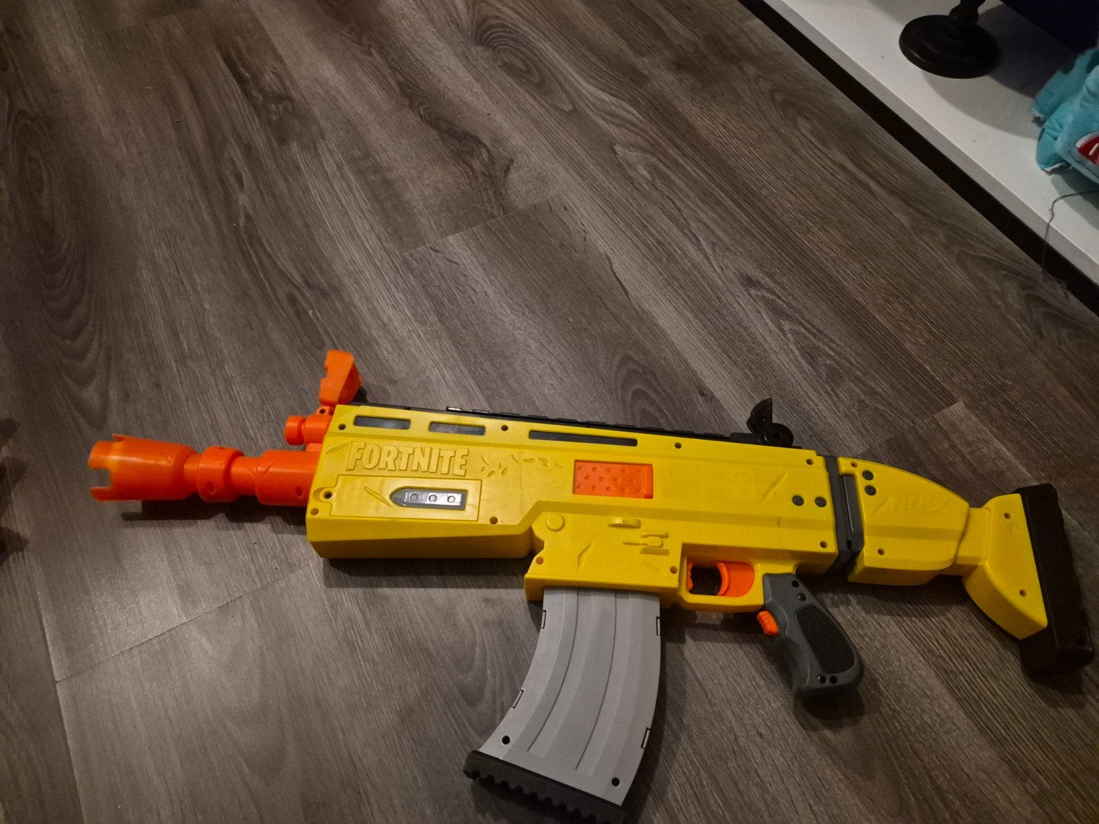 Nerf Fortnite AR-L gemotoriseerde blaster (geen kogels), Ophalen, Zo goed als nieuw, Jongen of Meisje