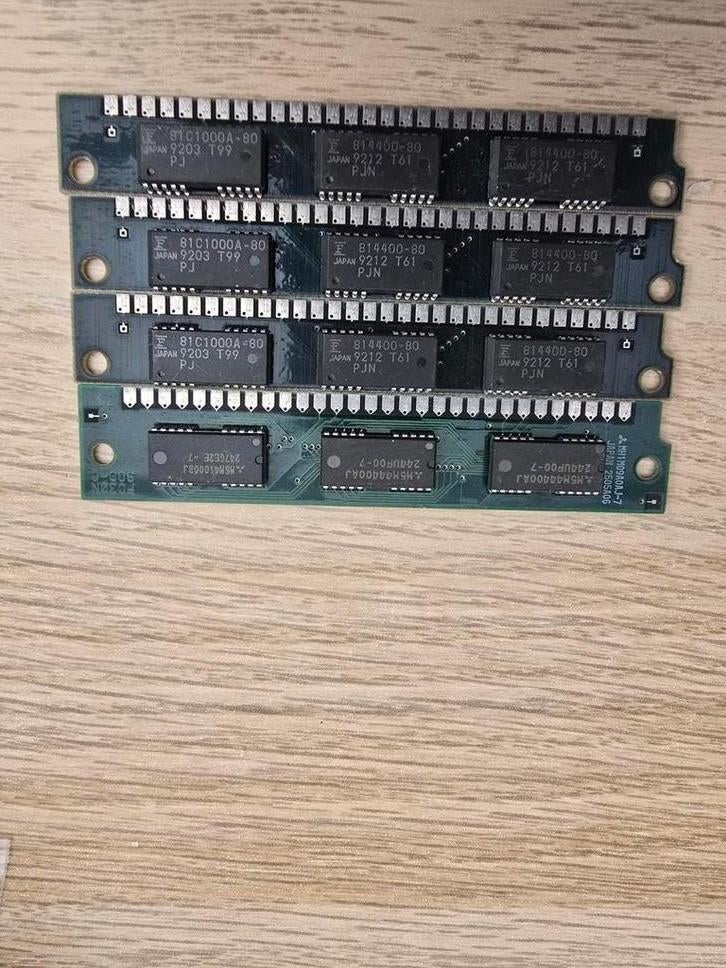 4x oude. 30-pins SIMM RAM Geheugenmodules, Computers en Software, RAM geheugen, Onbekend, Overige soorten, Ophalen of Verzenden