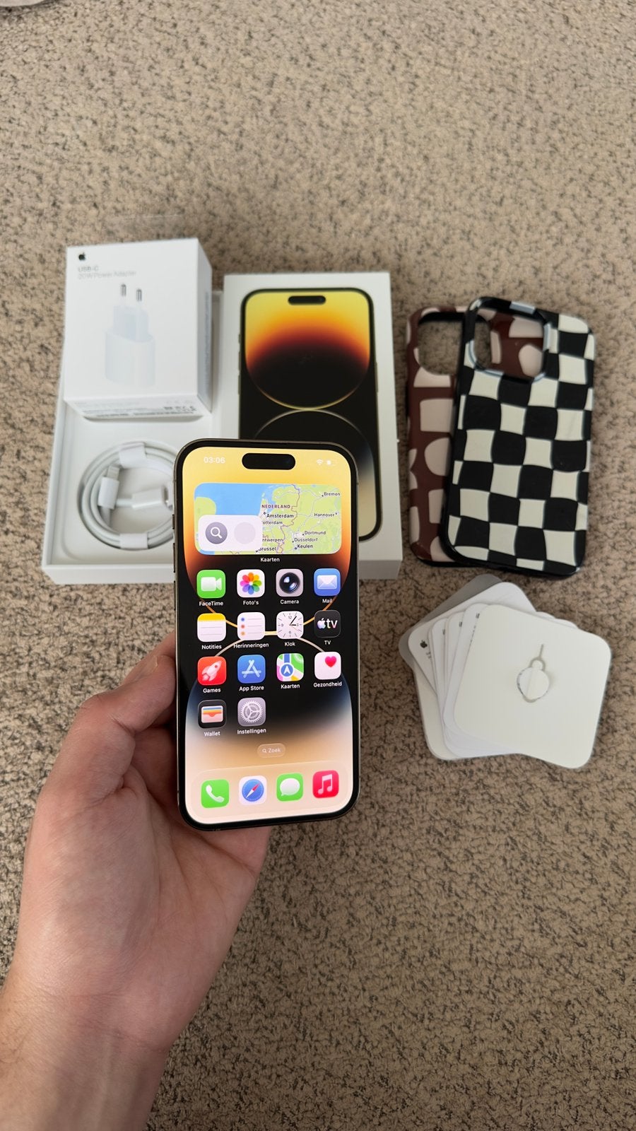 Foto 2 van Te koop iPhone 14 Pro 128GB Goud – Zo goed als nieuw