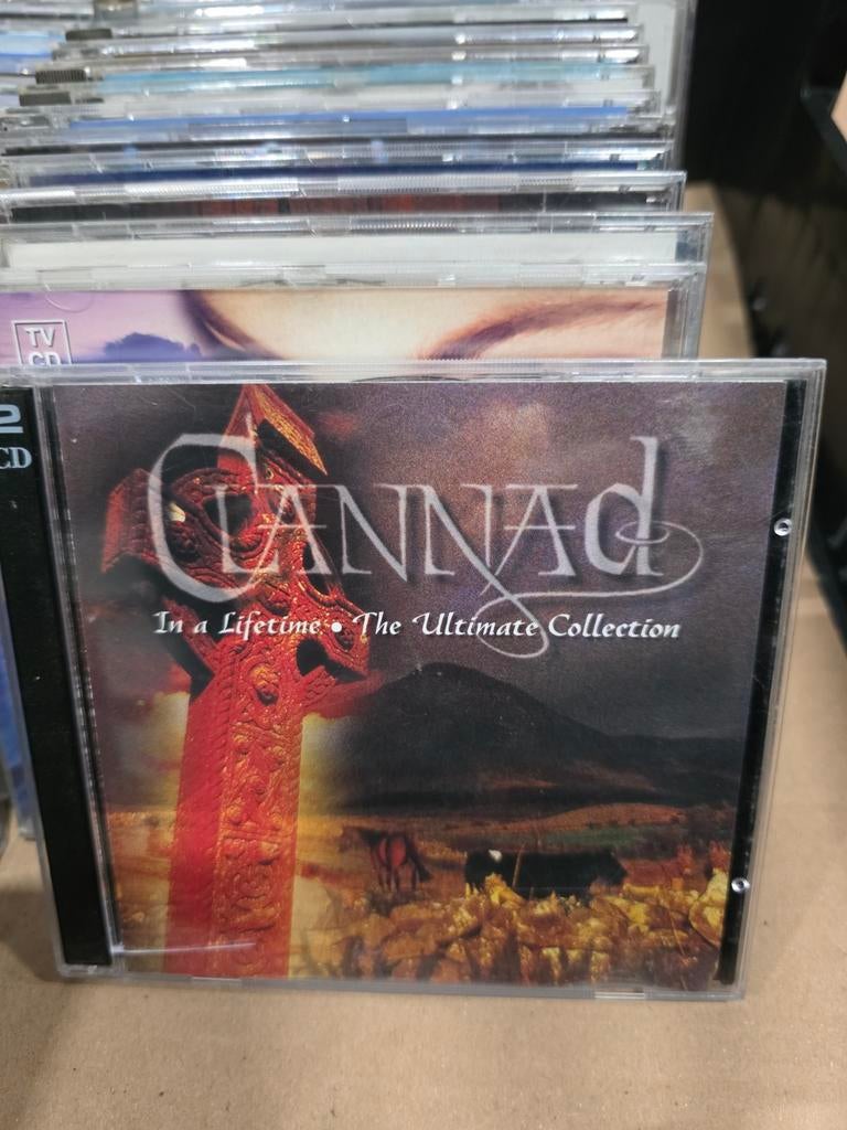 Dit is de Clannad - In a Lifetime: The Ultimate Collection, Cd's en Dvd's, Ophalen of Verzenden, Zo goed als nieuw