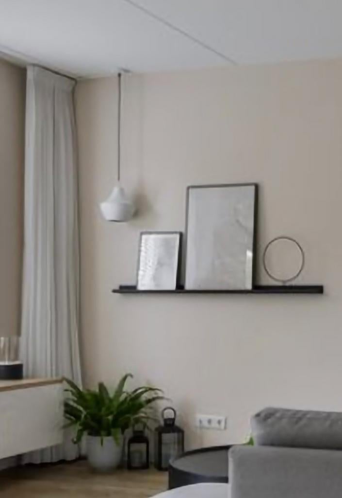 Zwart metalen wandplank - 150 cm, Huis en Inrichting, Woonaccessoires | Wandplanken en Boekenplanken, Ophalen