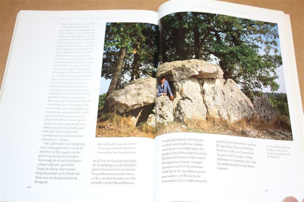 Prehistorie in de Périgord. Volg Ayla\'s voetsporen., Ophalen of Verzenden, Gelezen, Europa
