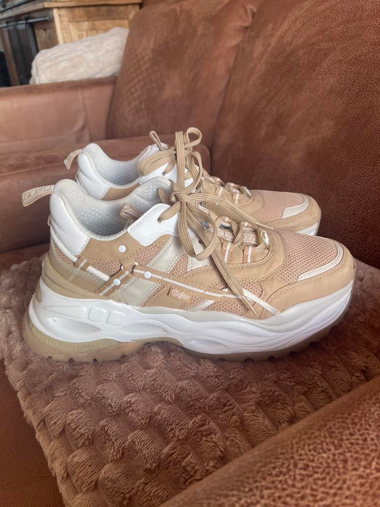 Nieuwe Buffalo sneakers Triple Hollow 41, Beige, Nieuw, Ophalen of Verzenden, Sneakers of Gympen