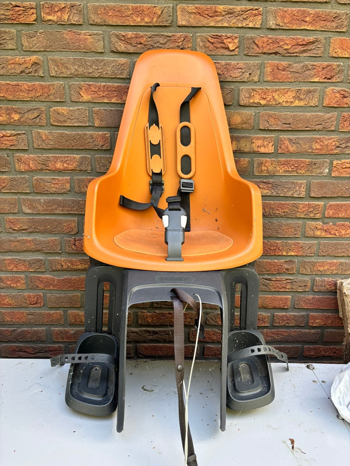 Bobike fietszitje achter - Oranje/zwart, Fietsen en Brommers, Achterzitje, Ophalen, 15 t/m 25 kg, Gebruikt