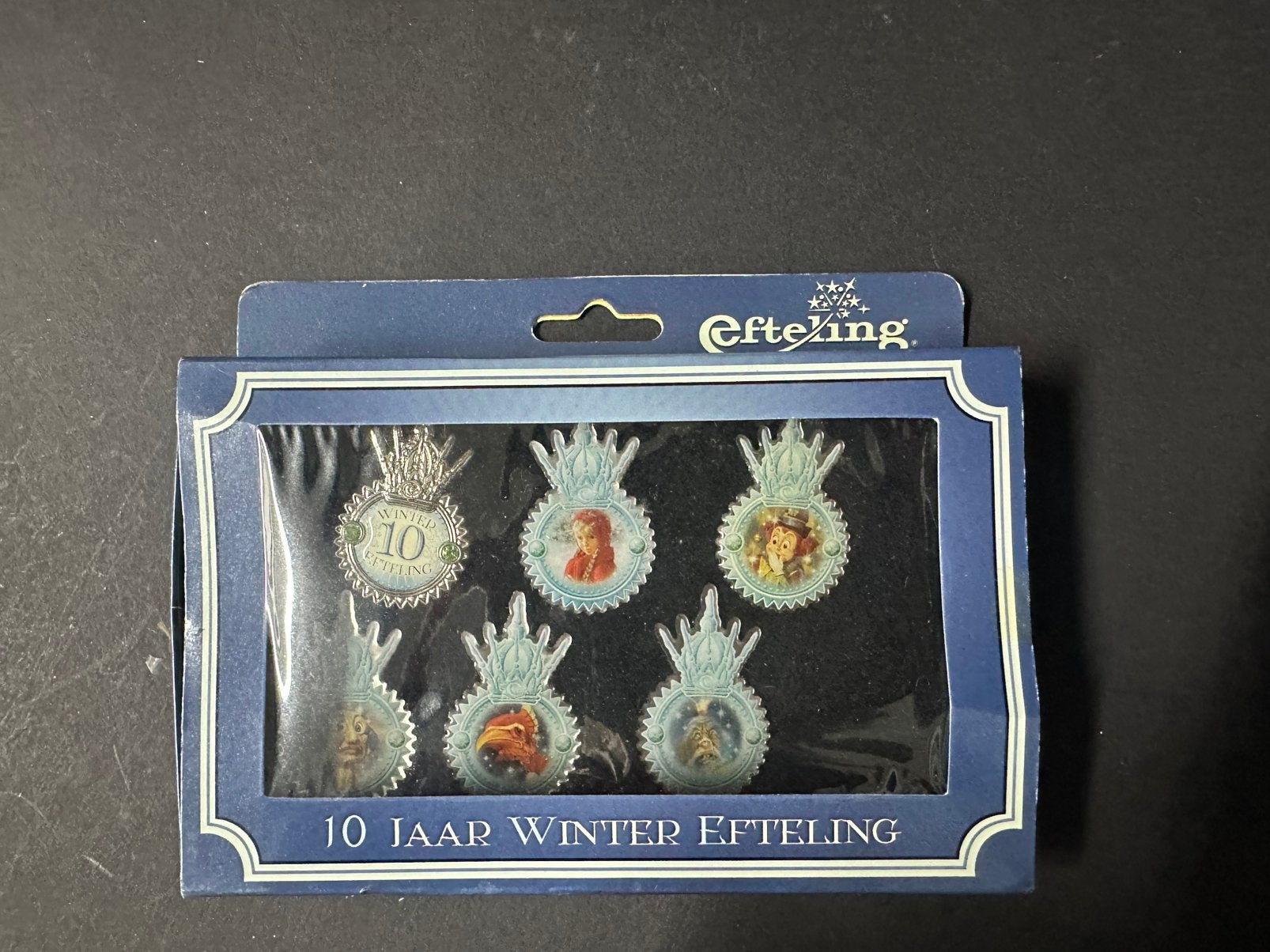 Efteling pins 10 jaar winter Efteling, Ophalen of Verzenden, Zo goed als nieuw