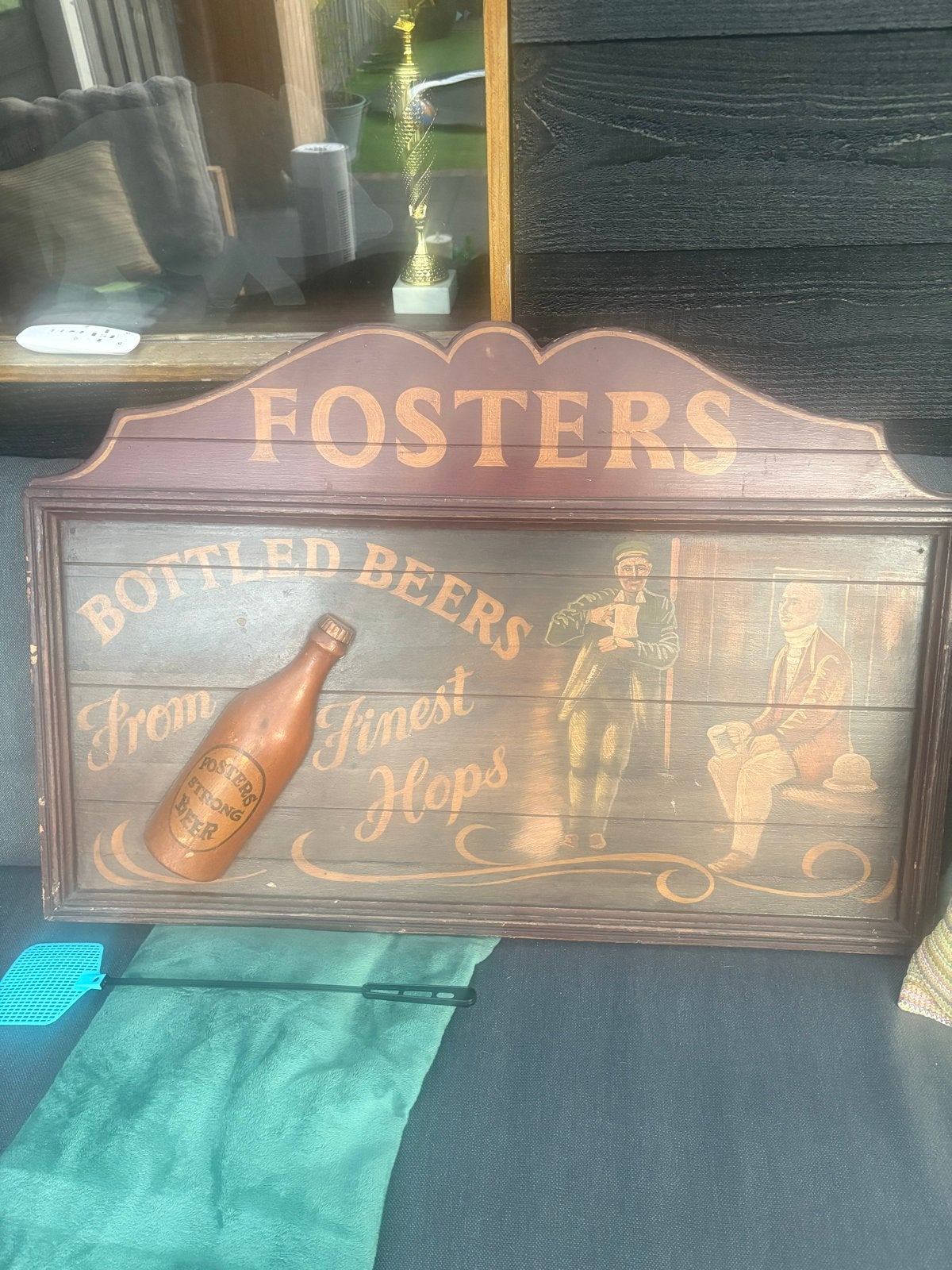 Vintage Fosters Bier Reclamebord Jaren '70/'80 Handgemaakt, Ophalen, Zo goed als nieuw, Reclamebord, Plaat of Schild, Overige merken