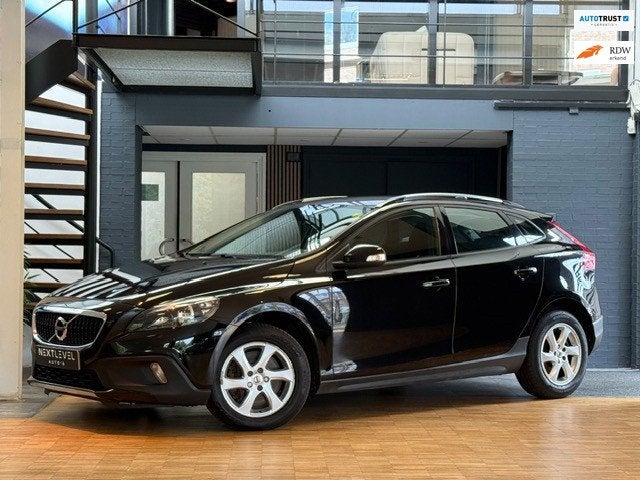Volvo V40 Cross Country 2.0 D2 Nordic, Voorwielaandrijving, Gebruikt, Euro 6, 4 cilinders