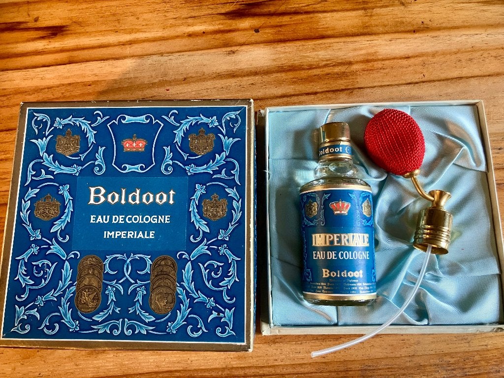 eau de cologne, Ophalen of Verzenden, Zo goed als nieuw, Parfumfles, Gevuld
