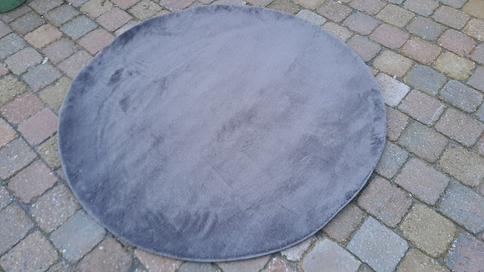 Rond grijs vloerkleed - zacht en modern, Huis en Inrichting, Stoffering | Tapijten en Kleden, Ophalen, 50 tot 100 cm, 50 tot 100 cm