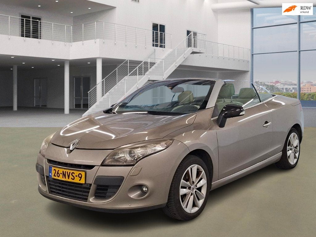 Renault Mégane Coupé-Cabriolet 1.4 TCE Privilège/NWEAPK/C, Auto's, Voorwielaandrijving, Euro 5, Gebruikt, 4 cilinders