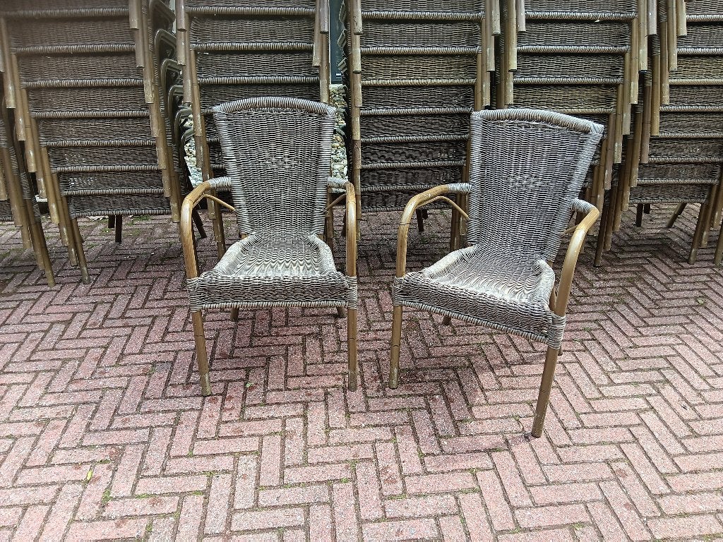 groot aantal horeca terrasstoelen-terras stoelen, Huis en Inrichting, Stoelen, Zo goed als nieuw, Vijf, Zes of meer stoelen, Kunststof