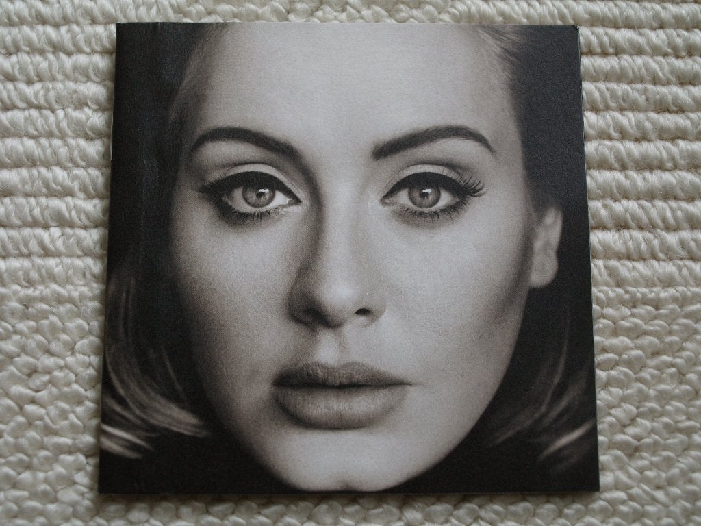 CD Adele - 25 (2015), Cd's en Dvd's, Ophalen of Verzenden, Zo goed als nieuw