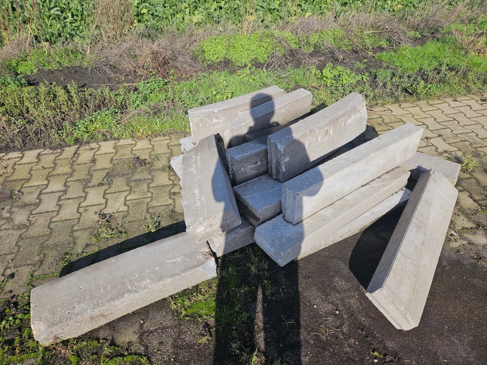 trottoirbanden 20 stuks, Ophalen, Beton, Klinkers
