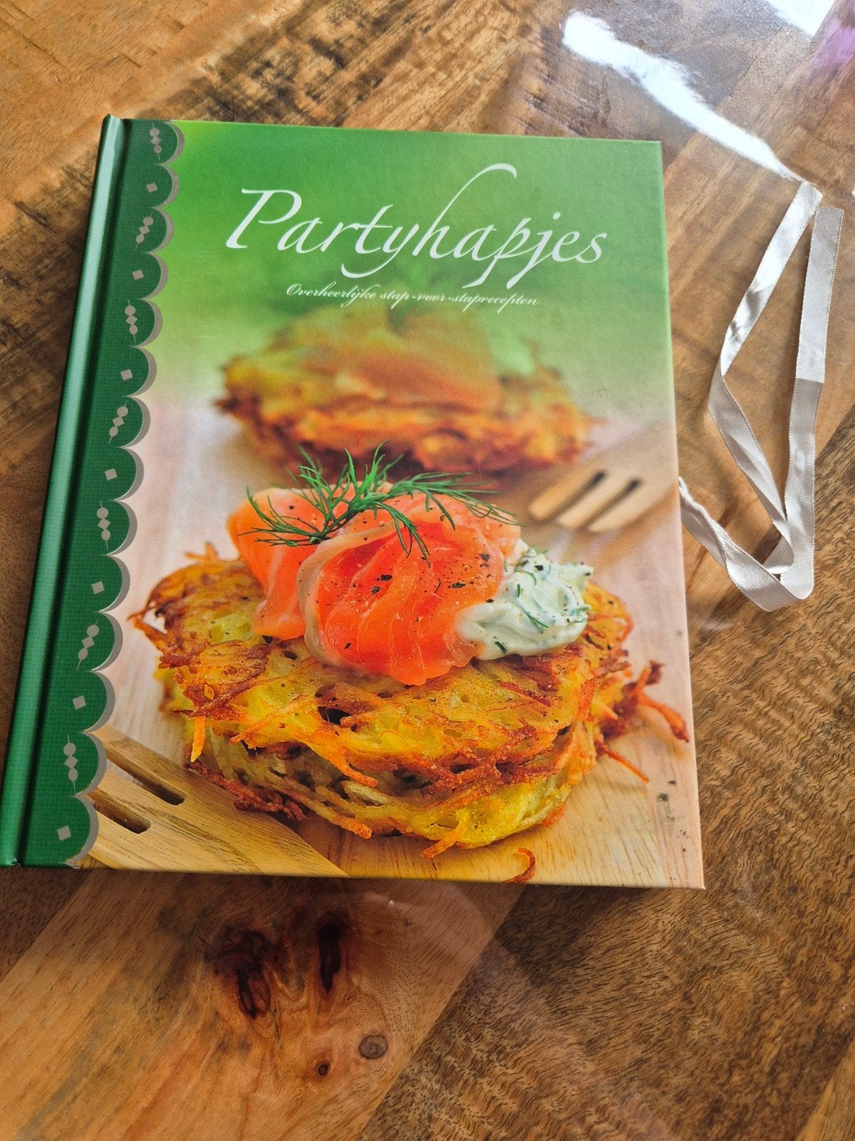 Kookboek partyhapjes, Ophalen of Verzenden, Zo goed als nieuw, Tapas, Hapjes en Dim Sum