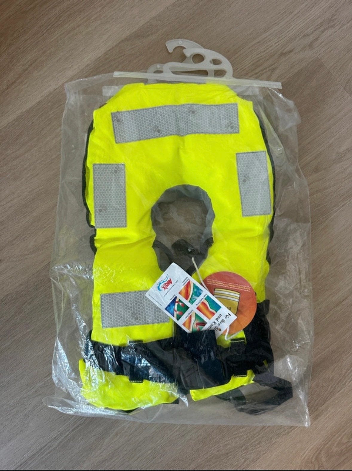 NIEUW! Kinderreddingsvest BESTO turn safe 150N, Watersport en Boten, Ophalen of Verzenden, Nieuw