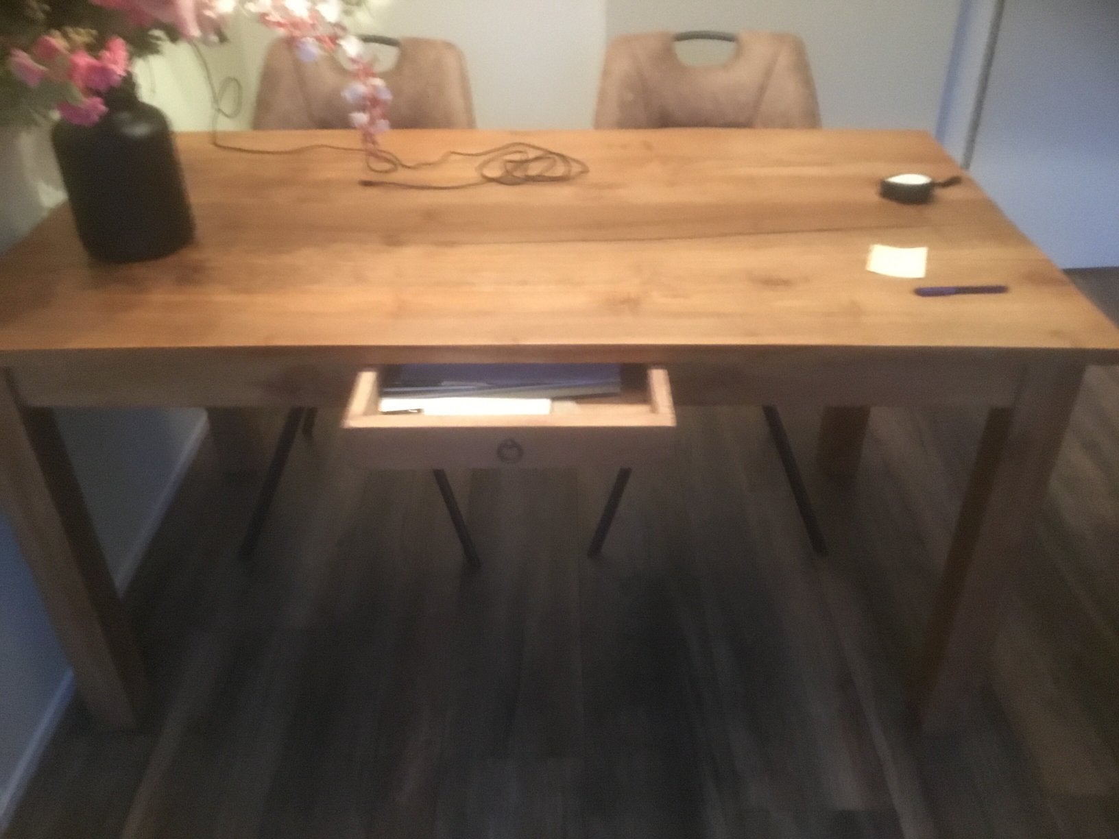 Mooie teak tafel 160 cm lang 88,5 br 77,5 hoog gratis, Ophalen, 50 tot 100 cm, Zo goed als nieuw, 150 tot 200 cm