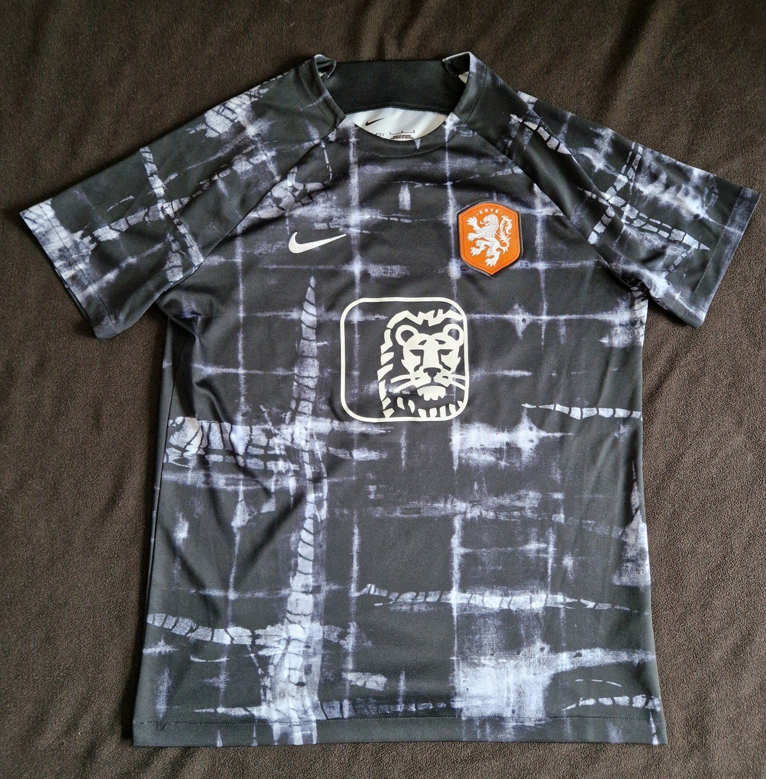 Nederlands elftal trainingsshirt 2022 Oranje KNVB shirt, Maat 48/50 (M), Zwart, Nike, Ophalen of Verzenden