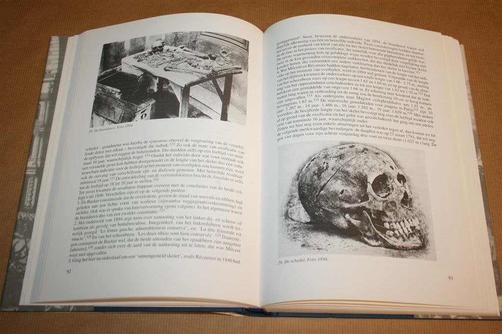 Lodewijk XVII--Naundorff. Een mysterie ontrafeld., Ophalen of Verzenden, Zo goed als nieuw, Europa
