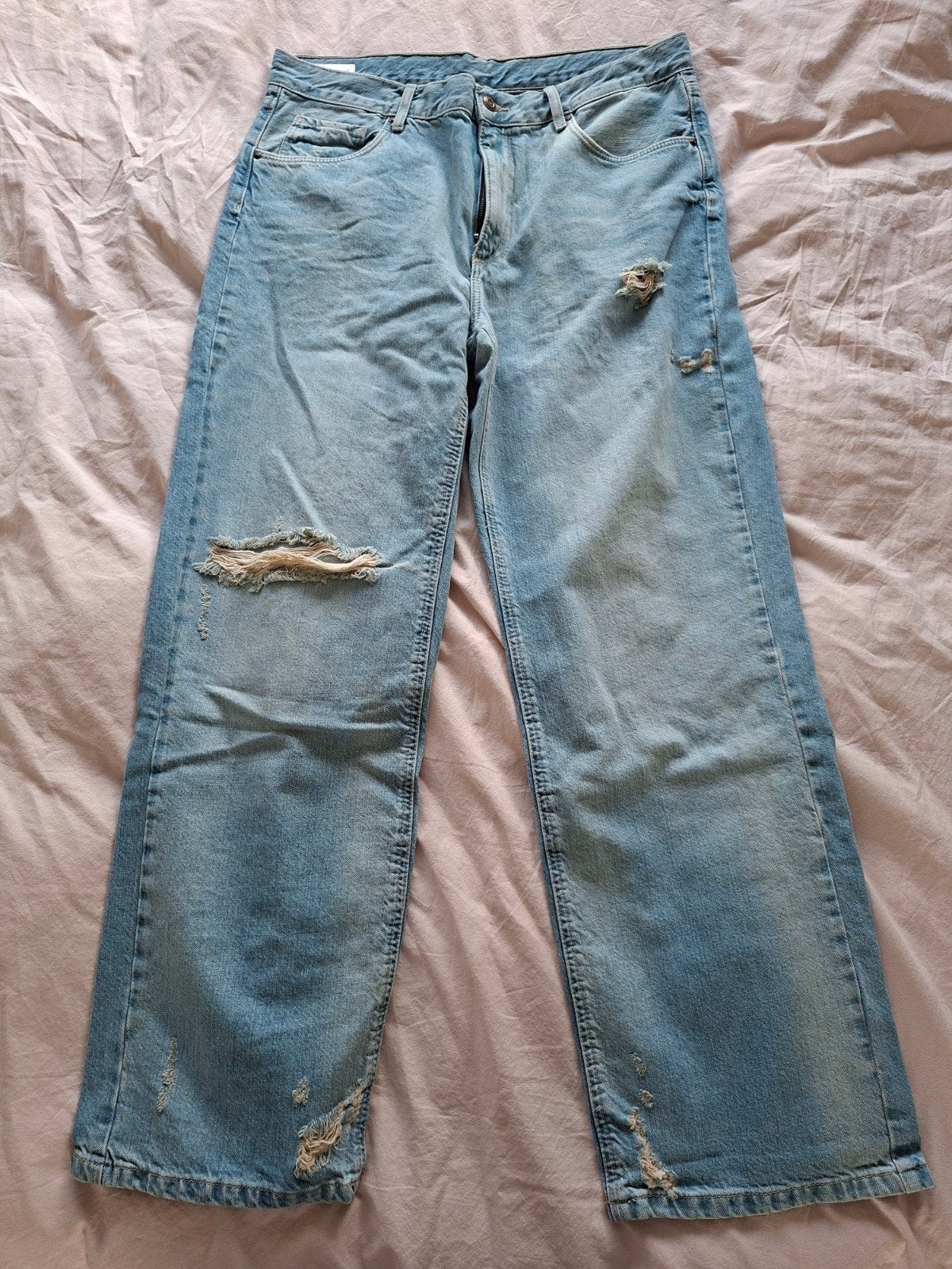 Bershka baggy jeans blauw destroyed maat 42, Blauw, Nieuw, W33 - W36 (confectie 42/44), Bershka