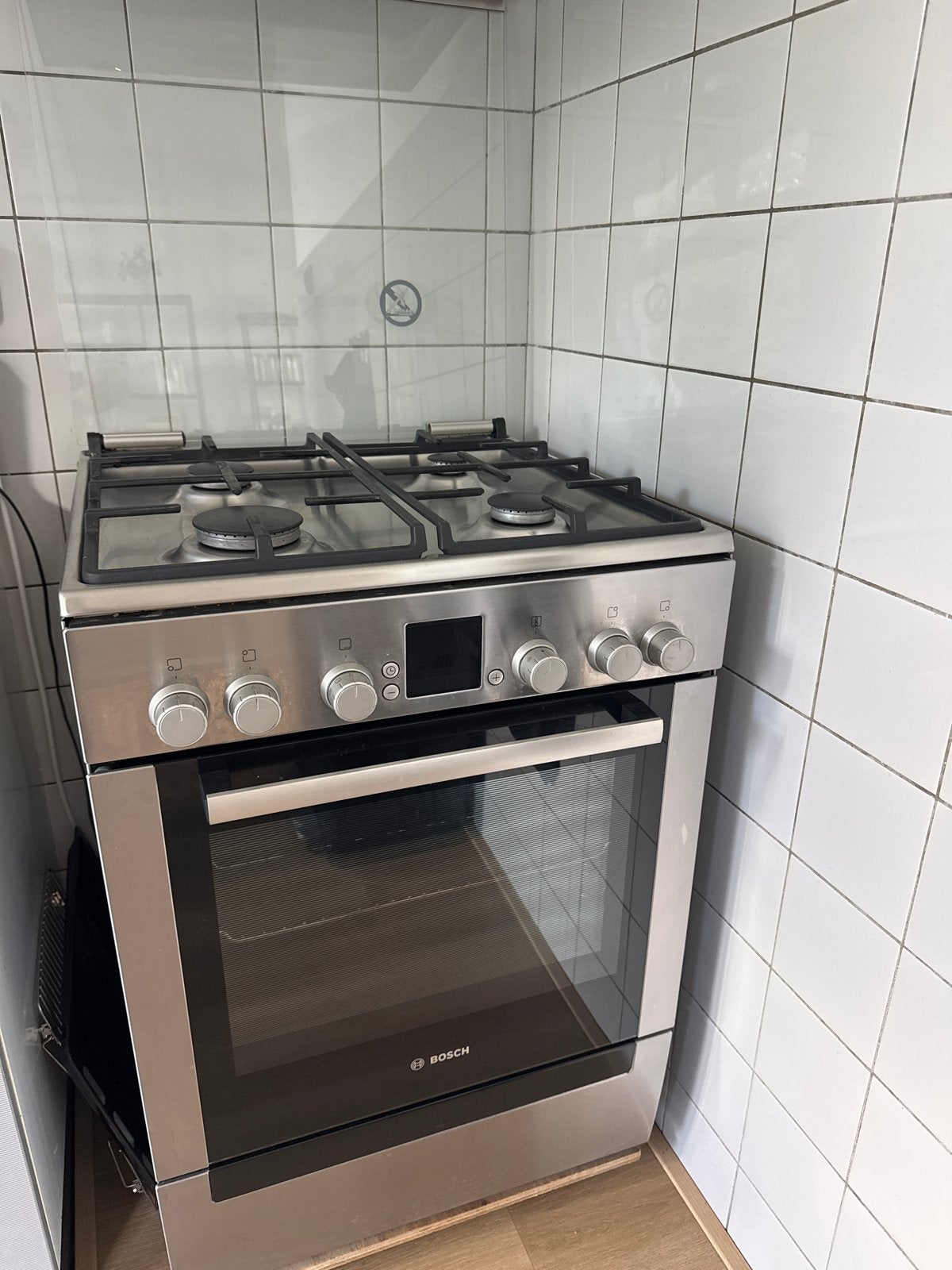 Bosch gasfornuis met oven, incl. rooster en bakplaten, Ophalen, Gebruikt, 60 cm of meer, Grill