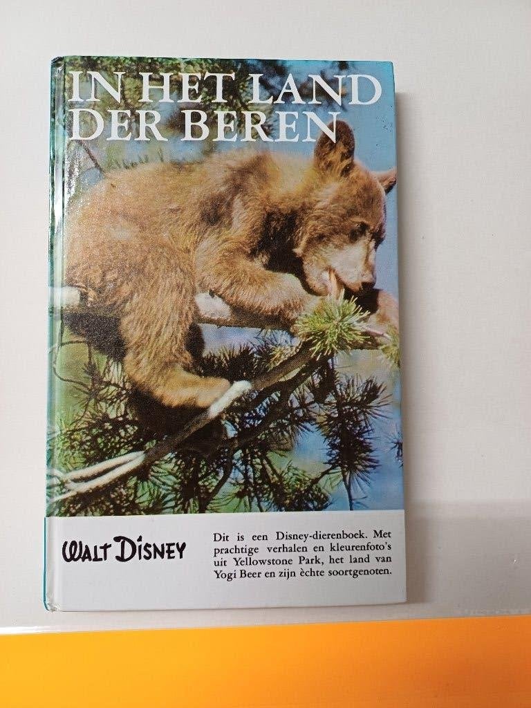 Hardcover Boek - Walt Disney - In het land Der Beren, Ophalen of Verzenden, Gelezen, Overige diersoorten