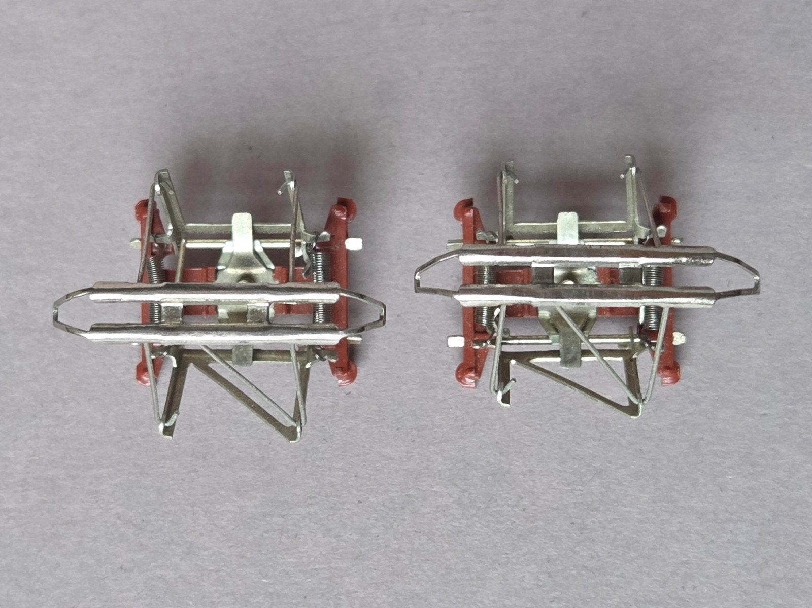 2 Märklin 7218 pantografen voor 3051 en 3055 locs NS 1200, Ophalen, Wisselstroom, Gebruikt, Locomotief