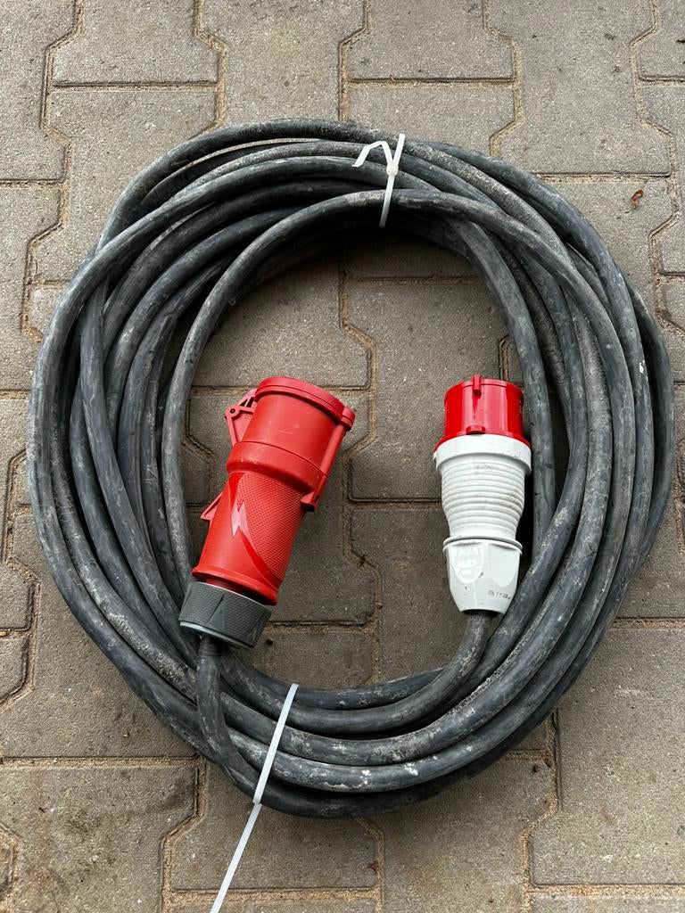 32A krachtstroom verlengkabel 20m 5G4, Ophalen of Verzenden, Zo goed als nieuw, Kabel of Snoer
