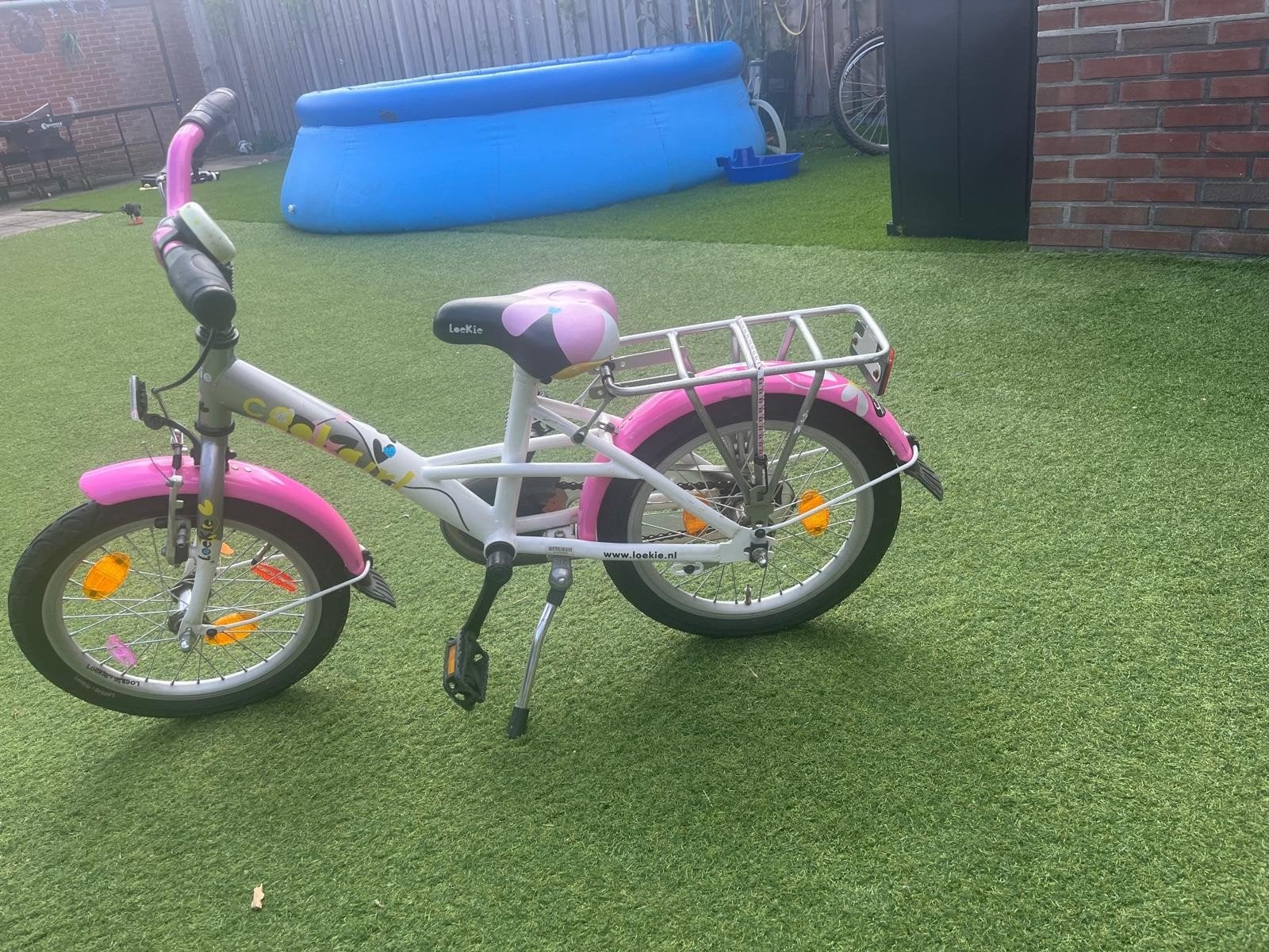 LOEKIE kinderfiets 16 inch roze/wit -, Fietsen en Brommers, Fietsen | Kinderfietsjes, Ophalen, Gebruikt, 16 tot 20 inch