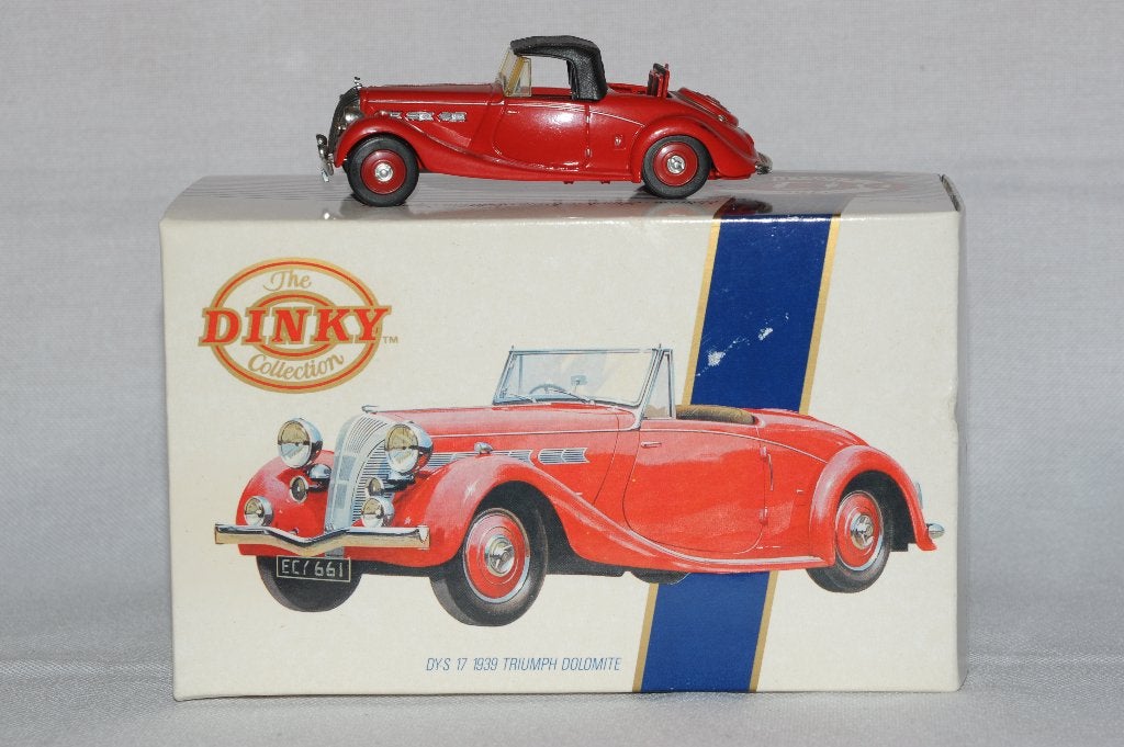 Super Dinky Triumph Dolomite 1939 no DY-S17, Ophalen of Verzenden, Zo goed als nieuw, Dinky Toys