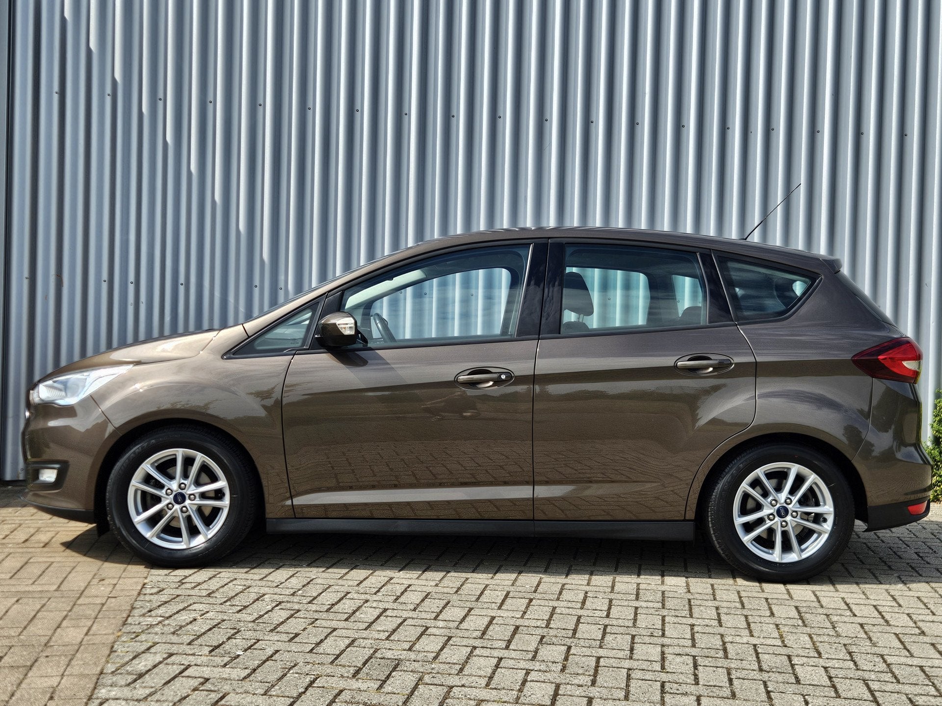 Ford C-MAX 1.0 Trend /Cruise/Trekhaak/Airco/Navi/PDC!, Voorwielaandrijving, Stof, Gebruikt, Euro 6