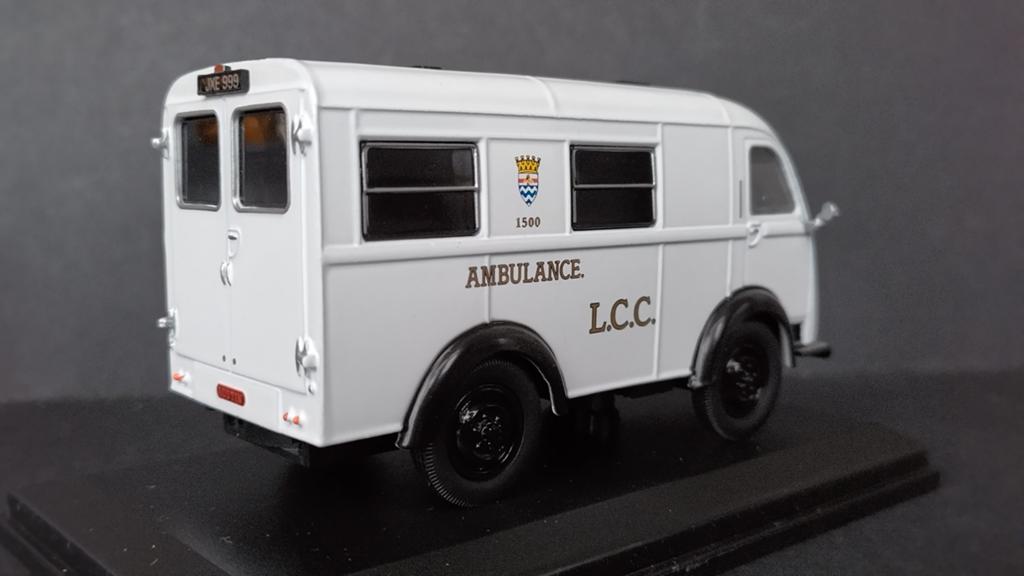 Austin K8 lcc hospital ambulace 1:43 Oxford Diecast Pol, Hobby en Vrije tijd, Auto, Nieuw, Ophalen of Verzenden, Po box -62 swansea