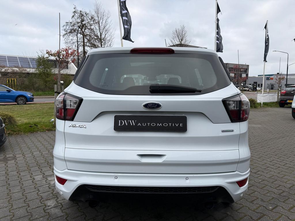 Ford Kuga 1.5 EcoBoost ST Line panorama dak, Bluetooth, Zwart, 4 cilinders, 150 pk