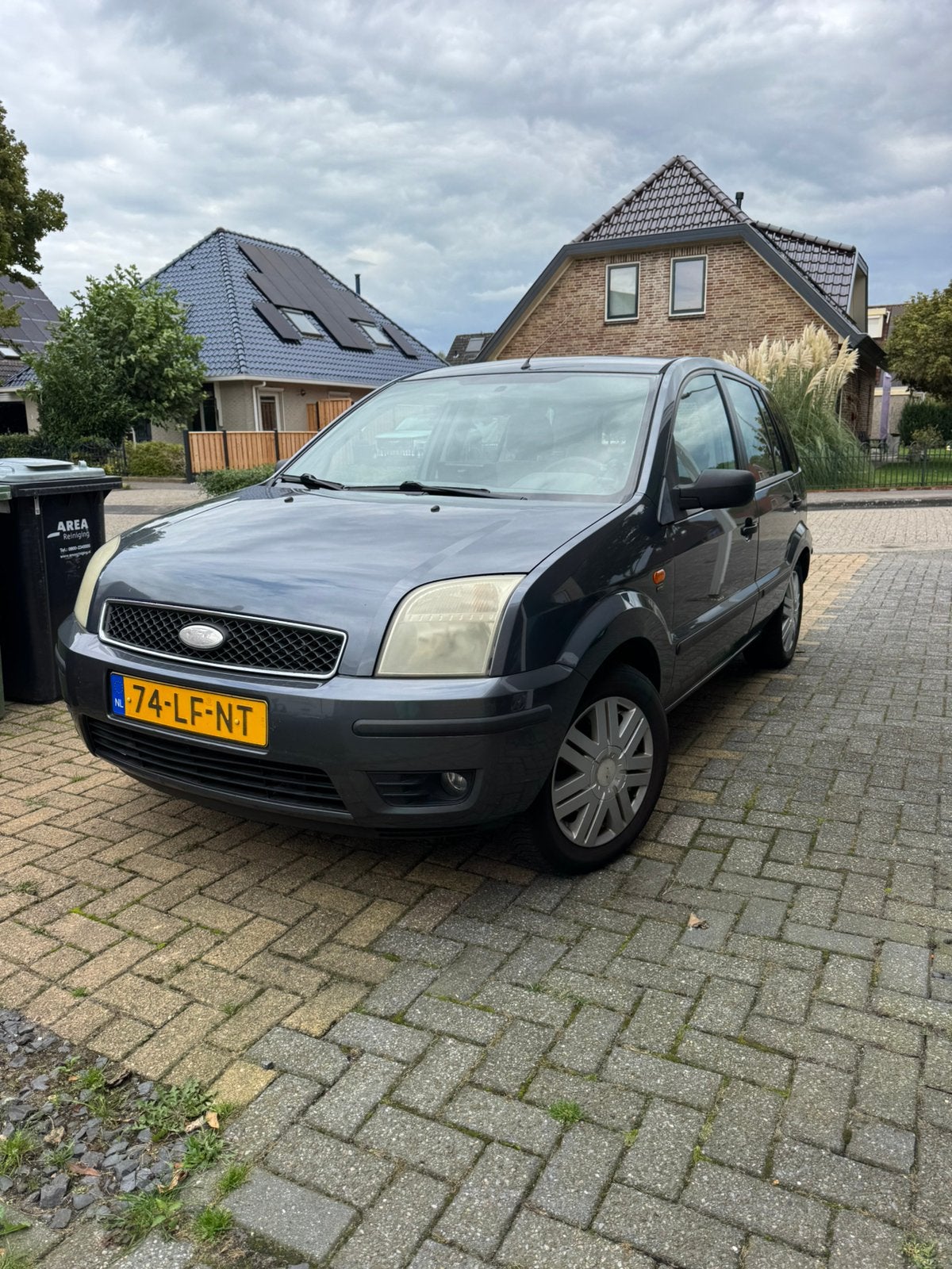 Ford Fusion 1.6 16V 2002 Grijs, Auto's, Voorwielaandrijving, 1596 cc, 100 pk, Origineel Nederlands