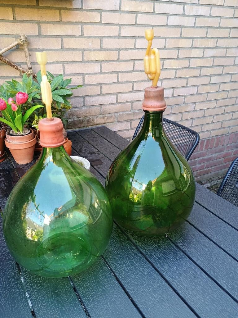 2 oude glazen gistflessen - gistfles, Ophalen, Gebruikt, Frankrijk, Overige typen