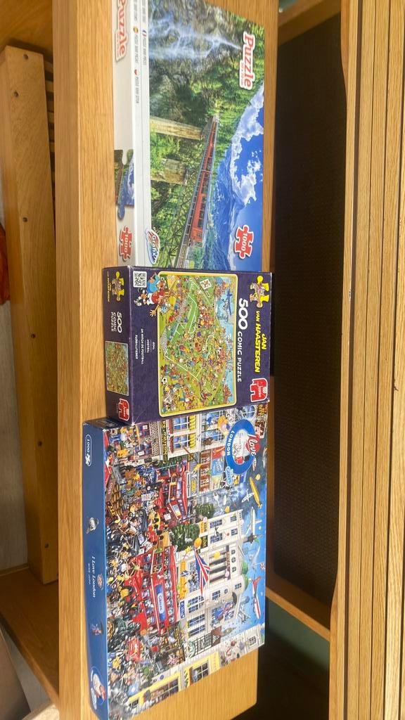 Puzzels 500 / 1000 stukjes, Ophalen, 500 t/m 1500 stukjes, Zo goed als nieuw
