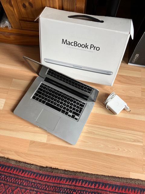 Macbook Pro ( defect !! ), Gebruikt, Onbekend, Ophalen, MacBook Pro