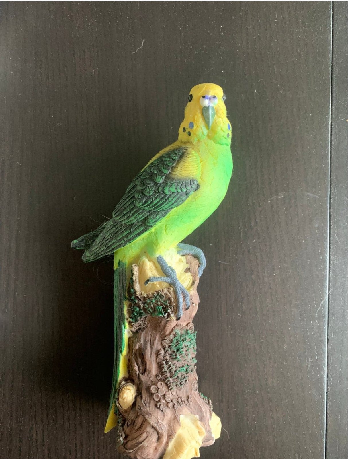 Polystone Parkiet Beeldje - Groen/Geel, Ophalen of Verzenden, Zo goed als nieuw, Dier