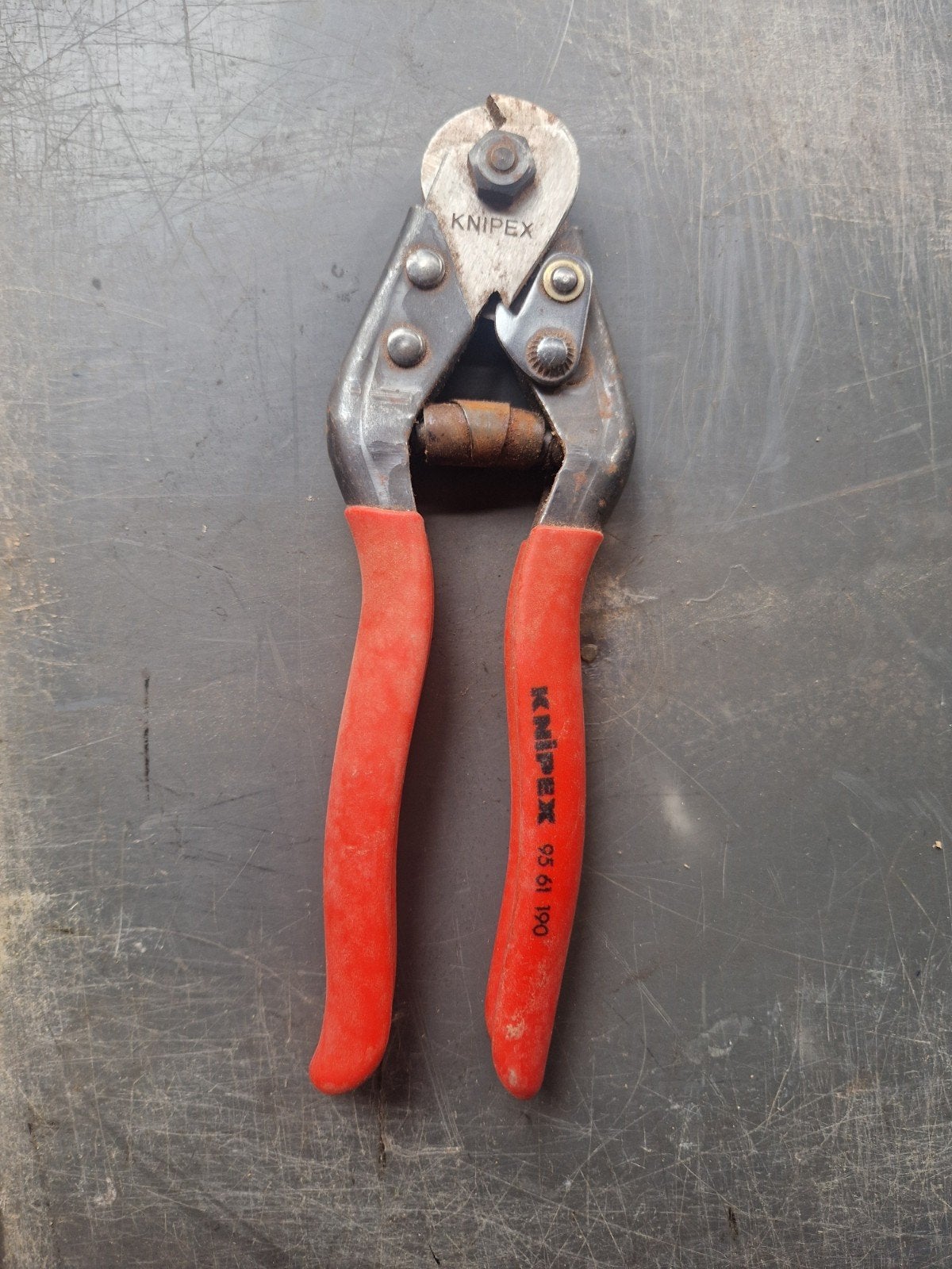 Knipex 95 61 190 Kabelschaar - Gebruikt, Doe-het-zelf en Verbouw, Ophalen, Gebruikt, Tang, Knipex