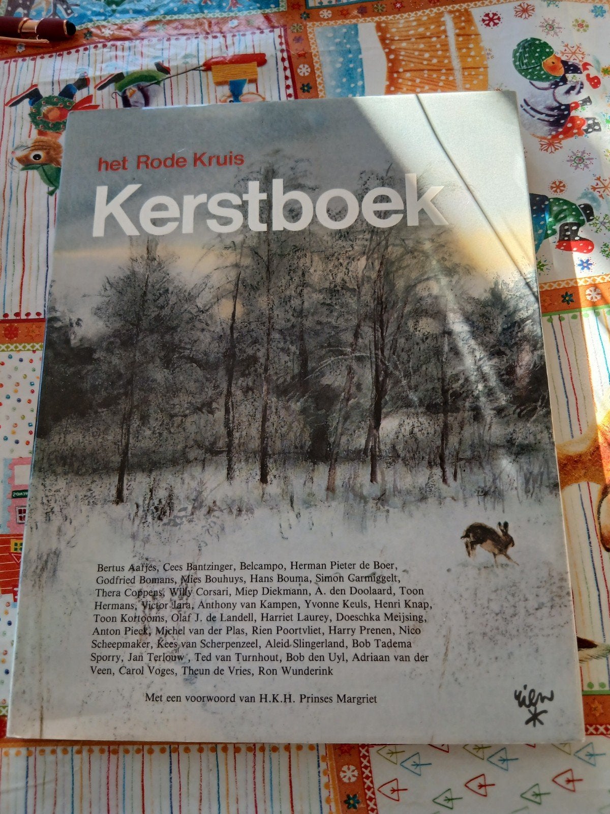 het Rode Kruis kerstboek ISBN 9060846605 zo goed als nieuw, Diversen, Ophalen of Verzenden, Zo goed als nieuw