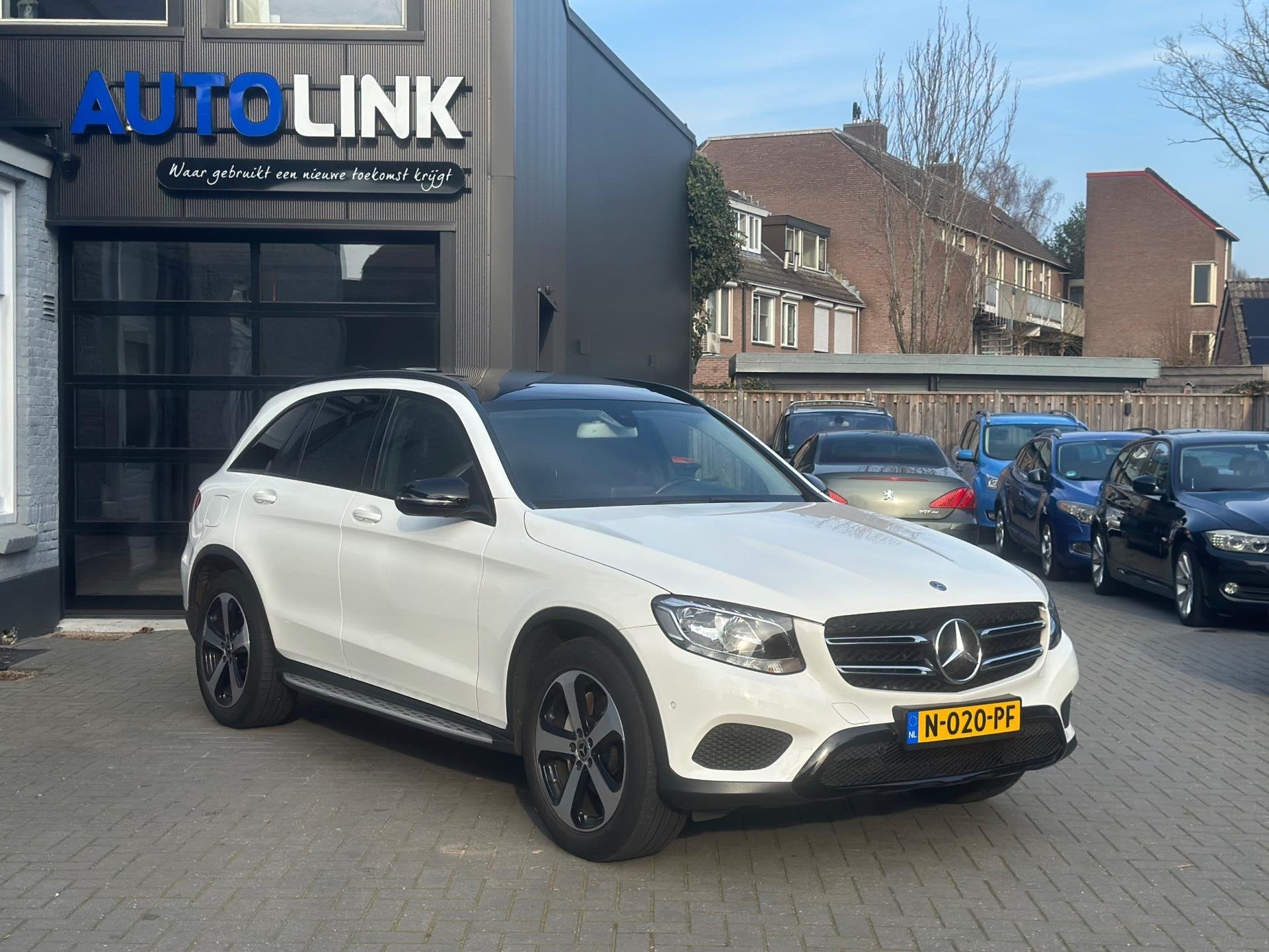 Mercedes-Benz GLC-klasse 250 4MATIC | KEYLESS | PANO | LEER, Automaat, 15 km/l, Gebruikt, 4 cilinders