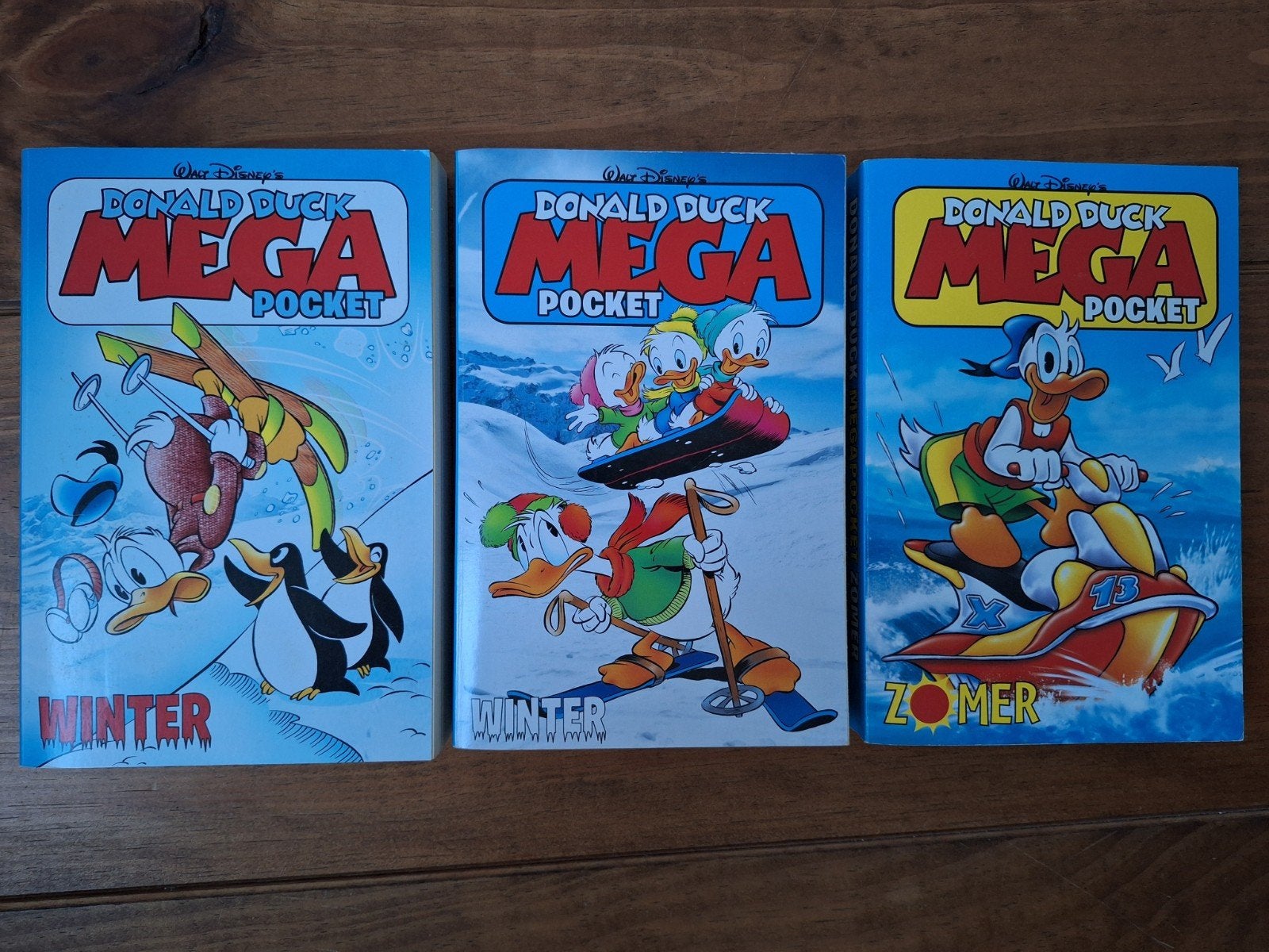 Donald Duck zomer & winter mega pocket, Meerdere stripboeken, Ophalen of Verzenden, Gelezen