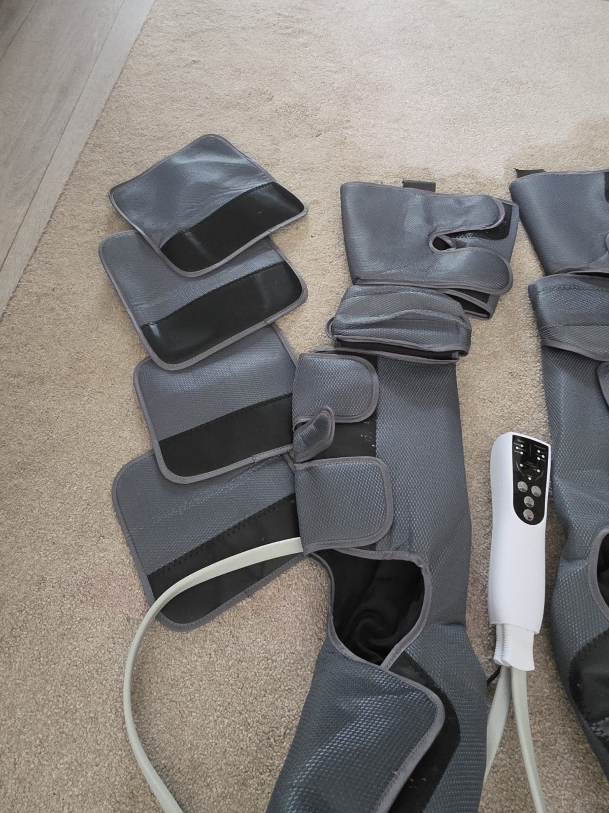 Compressietherapie voor de volledige benen, Ophalen, Zo goed als nieuw, Apparaat