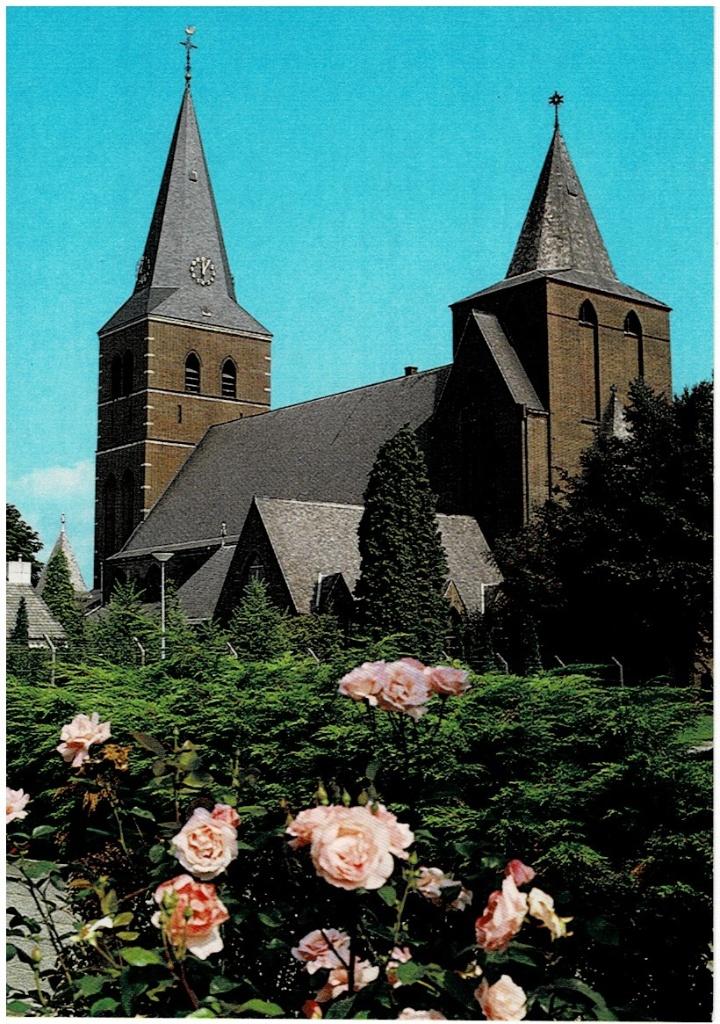 Ansichtkaart Panningen, R.K. Kerk, O.L.V. van Zeven Smarten, Verzamelen, Ansichtkaarten | Nederland, Ophalen of Verzenden, 1980 tot heden