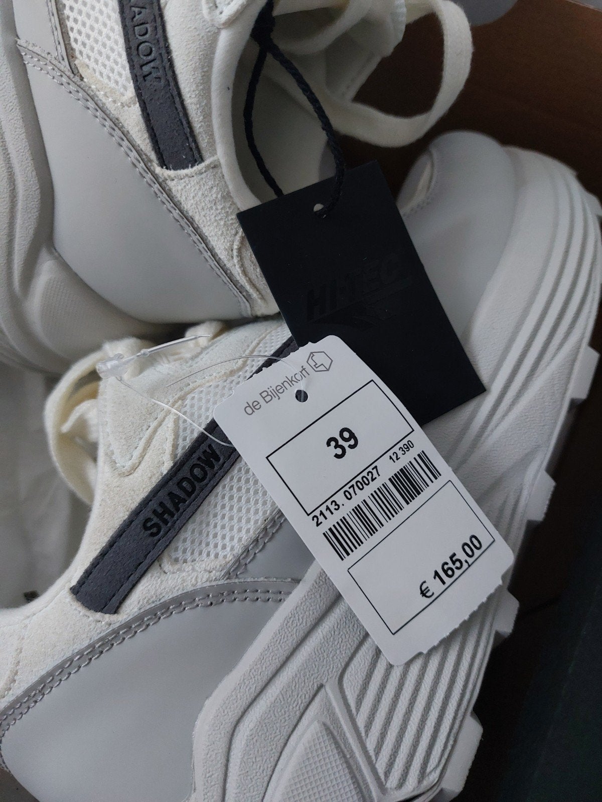 Nieuwe Hi- TEC sneakers/ sport schonen, Ophalen of Verzenden, Schoenen