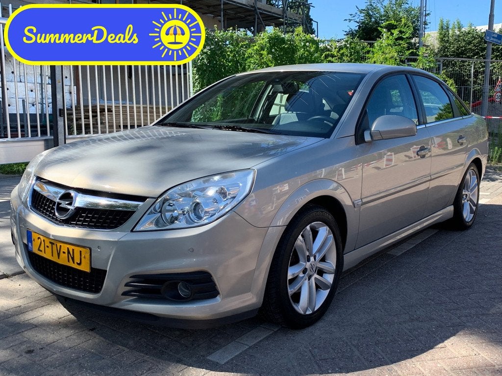 Opel Vectra GTS 1.8-16V Executive|136000KM|Navigatie|Climate, Auto's, Opel, Voorwielaandrijving, Gebruikt, Zwart, 4 cilinders
